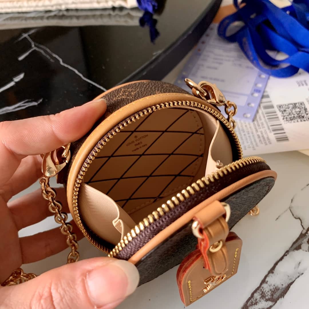 Louis Vuitton Monogram Canvas Boite Chapeau Replica Bag M68570