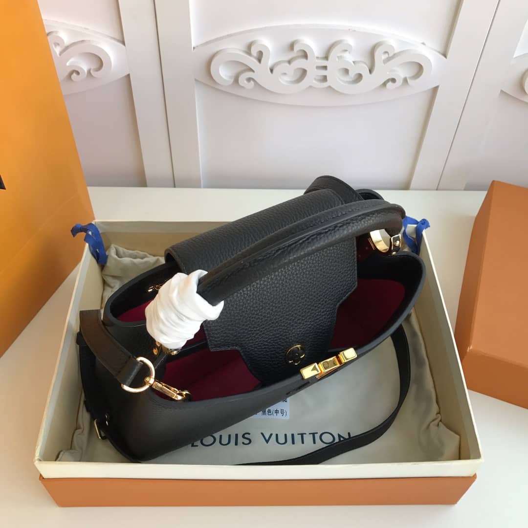 Louis Vuitton Capucines MM Bag Black Replica M48864