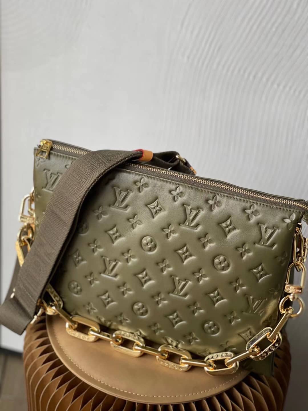 Louis Vuitton Coussin MM Embossed M57782 Replica Shoulder Bag
