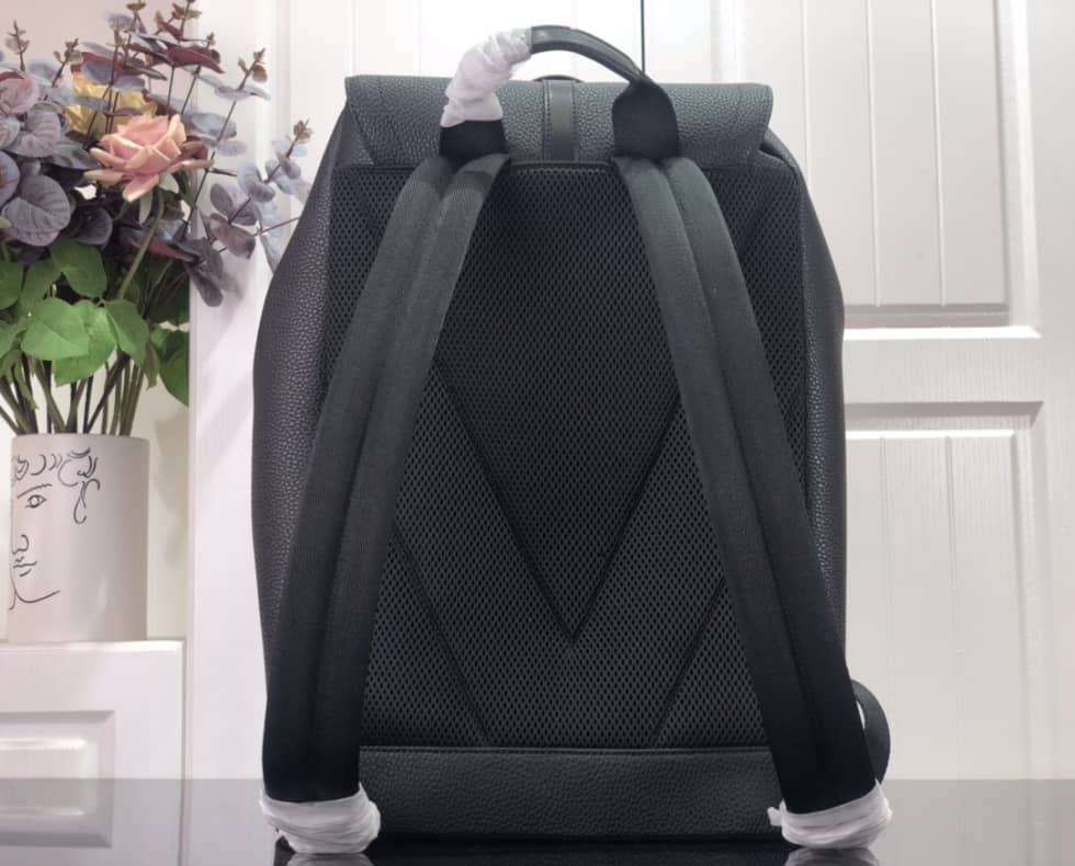 Louis Vuitton Christopher Slim Taurillon Leather Black M58644 Replica Backpack