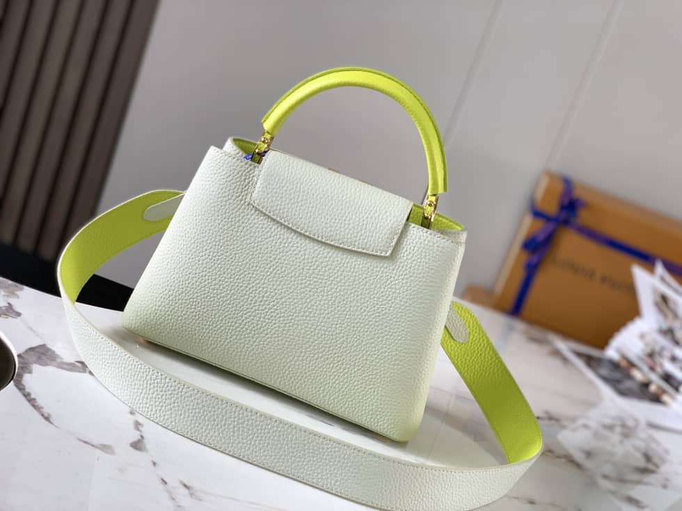 Louis Vuitton Capucines BB Snow White M59468 Replica Shoulder Bag