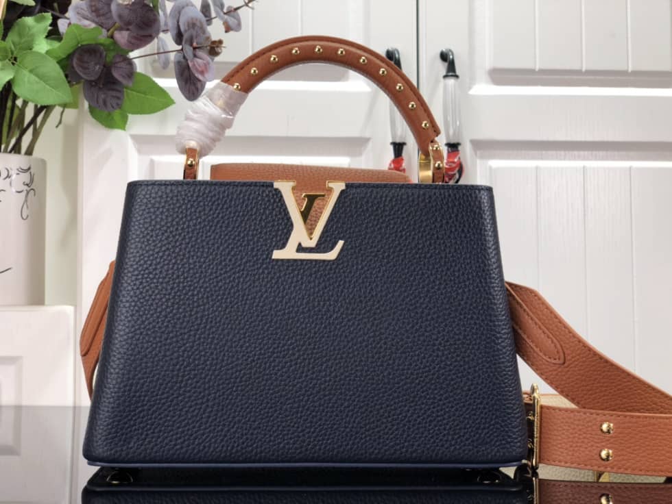Louis Vuitton Capucines BB M58578 Replica Shoulder Bag