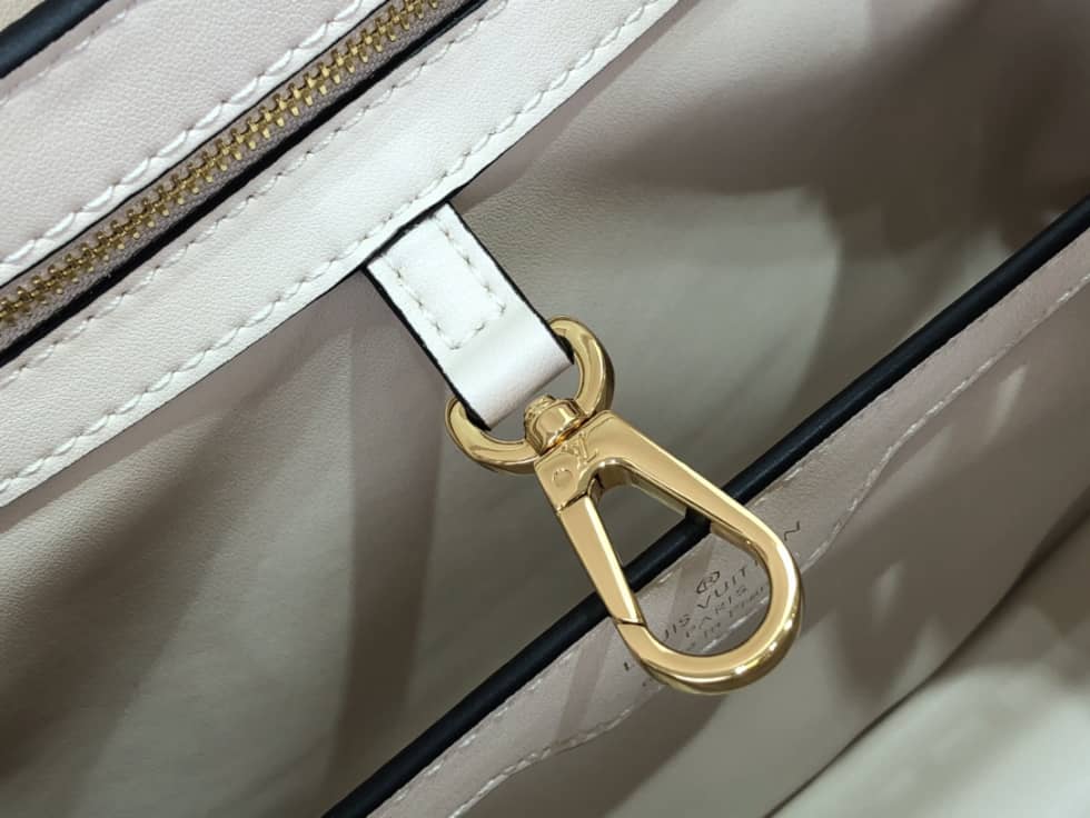 Louis Vuitton Capucines BB Collection Pink N98093 Replica Shoulder Bag