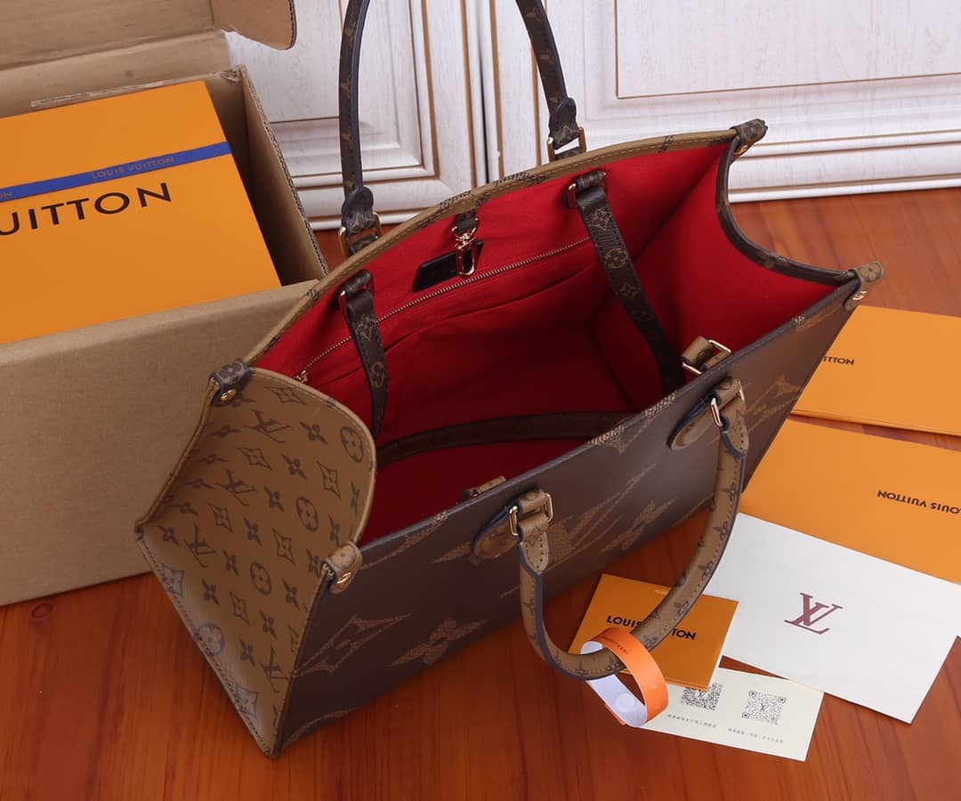 Louis Vuitton Monogram Giant Canvas Onthego MM Bag Replica M45039