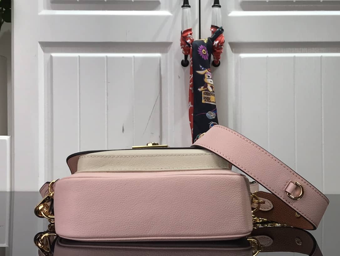 Louis Vuitton Lockme Chain PM Replica Handbag Pink M57073