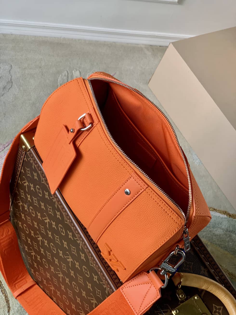 Louis Vuitton City Keepall M59328 Replica Shoulder Bag