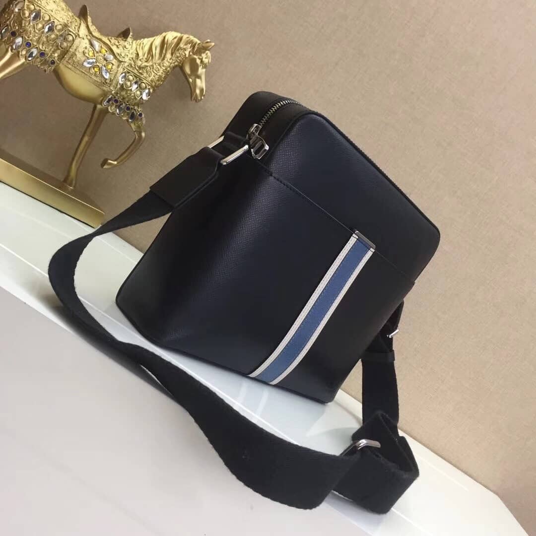 Louis Vuitton Anton Messenger PM Taiga Leather Replica Bag M34411