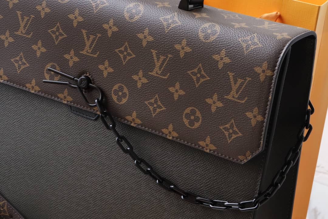 Louis Vuitton Robusto Briefcase Monogram Canvas Taiga Leather Replica M30591