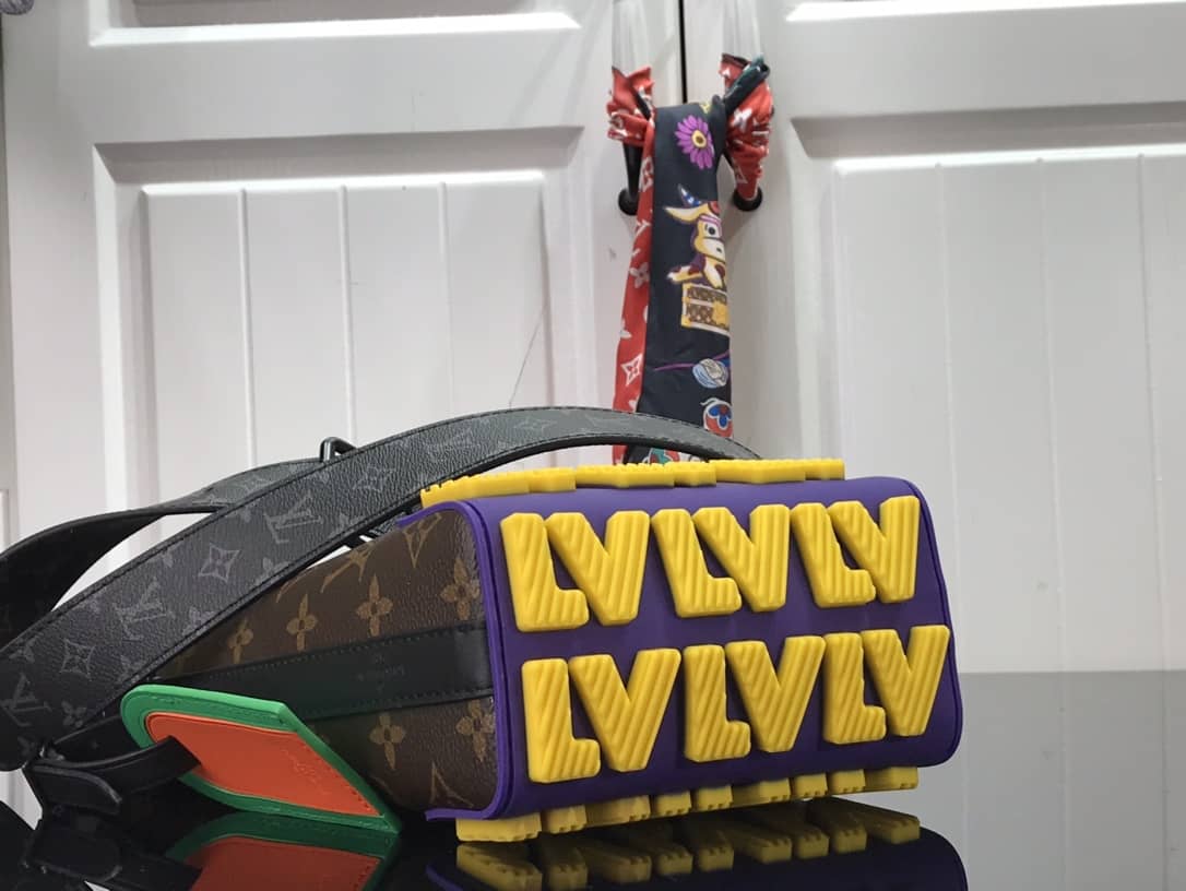 Louis Vuitton Monogram Coated Canvas Cruiser Messenger Bag Replica M57966