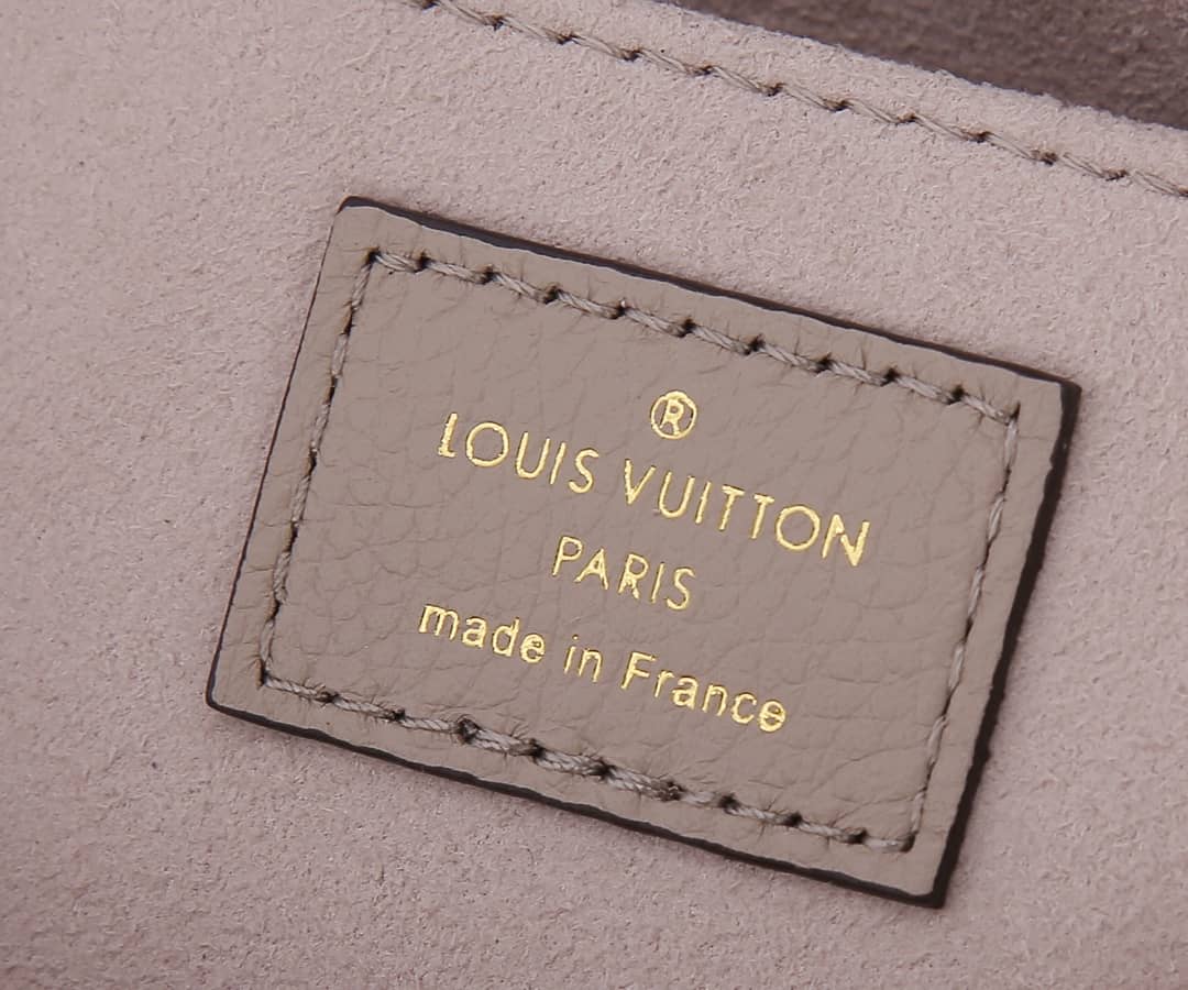 Louis Vuitton Monogram Empreinte Leather Favorite Replica Shoulder Bag M45836