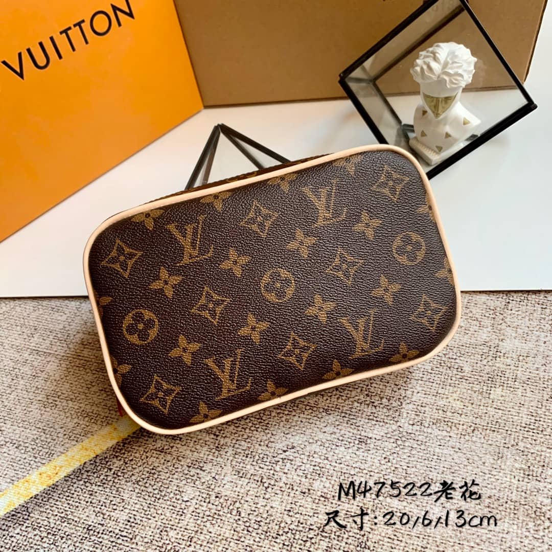 Louis Vuitton Monogram Trousse Toilette Clutch Replica M47522