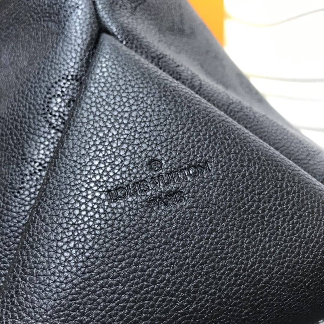 Louis Vuitton Beaubourg Hobo MM Mahina Leather Replica Black M56073