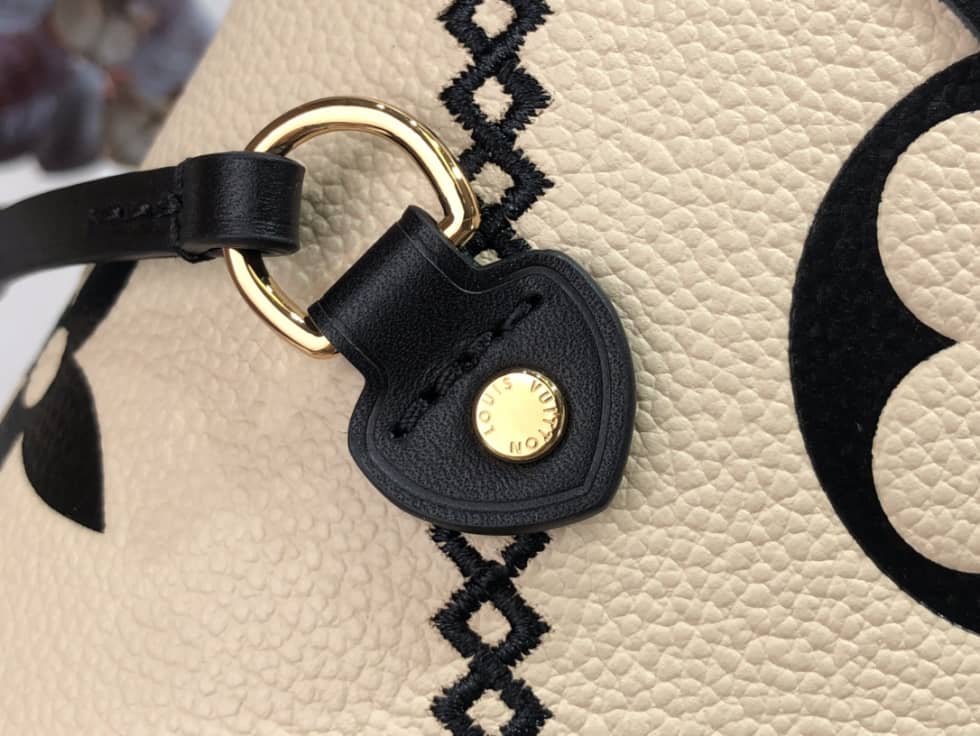 Louis Vuitton Monogram Empreinte Neverfull Cream M46039 Replica Tote