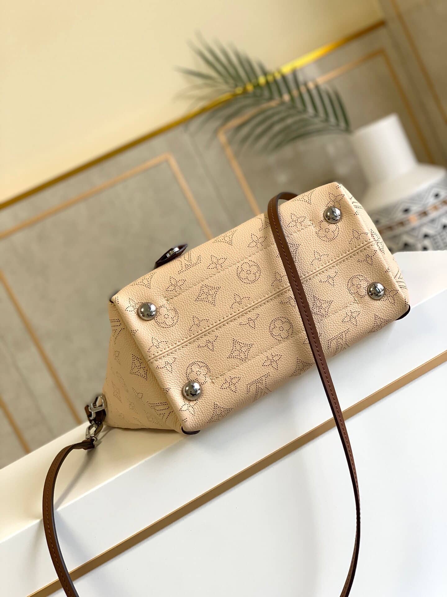 Louis Vuitton Mahina Hina PM Leather Tote Replica Beige M54353