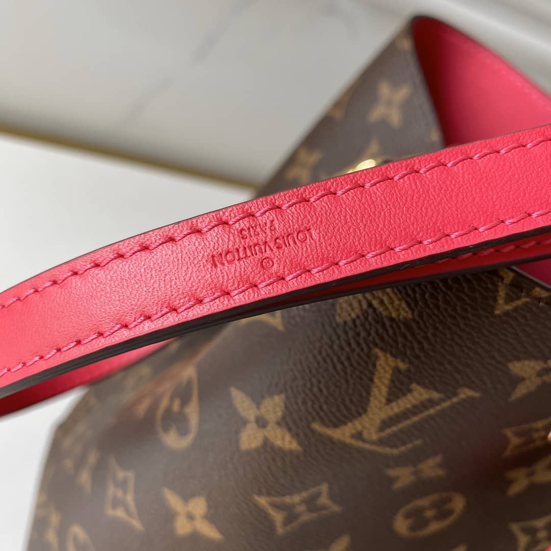 Louis Vuitton NeoNoe Monogram Canvas Replica Bucket Bag M43570