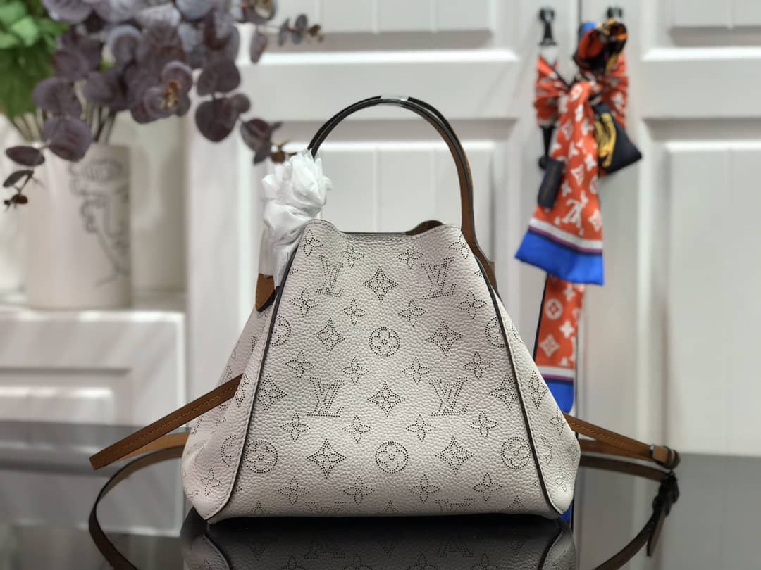 Louis Vuitton Mahina Hina PM Leather Tote Replica White M54353