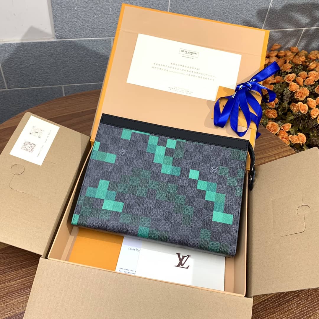 Louis Vuitton Pochette Voyage Leather Bag Replica N60176