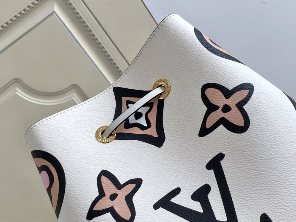 Louis Vuitton NeoNoe Monogram Giant Jungle White M44679 Replica Bucket Bag