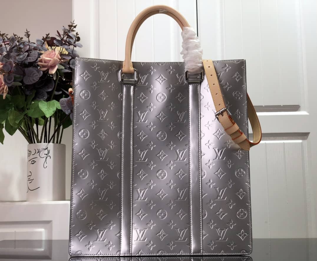 Louis Vuitton Sac Plat Monogram Mirror Coated Shoulder Bag Replica Silver M45884