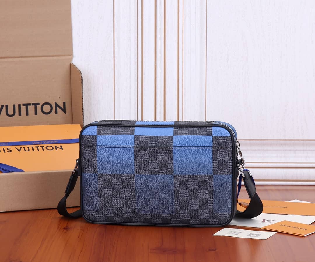 Louis Vuitton Alpha Damier Graphite Giant Messenger Bag Replica Blue N40408