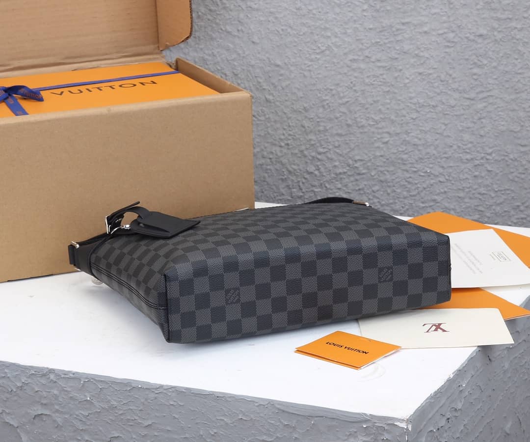 Louis Vuitton Mick PM Replica Crossbody Bag Black N40003