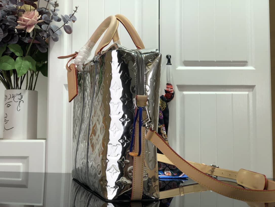 Louis Vuitton Monogram Mirror Coated Canvas Neo Porte Documents Voyage Replica M58755