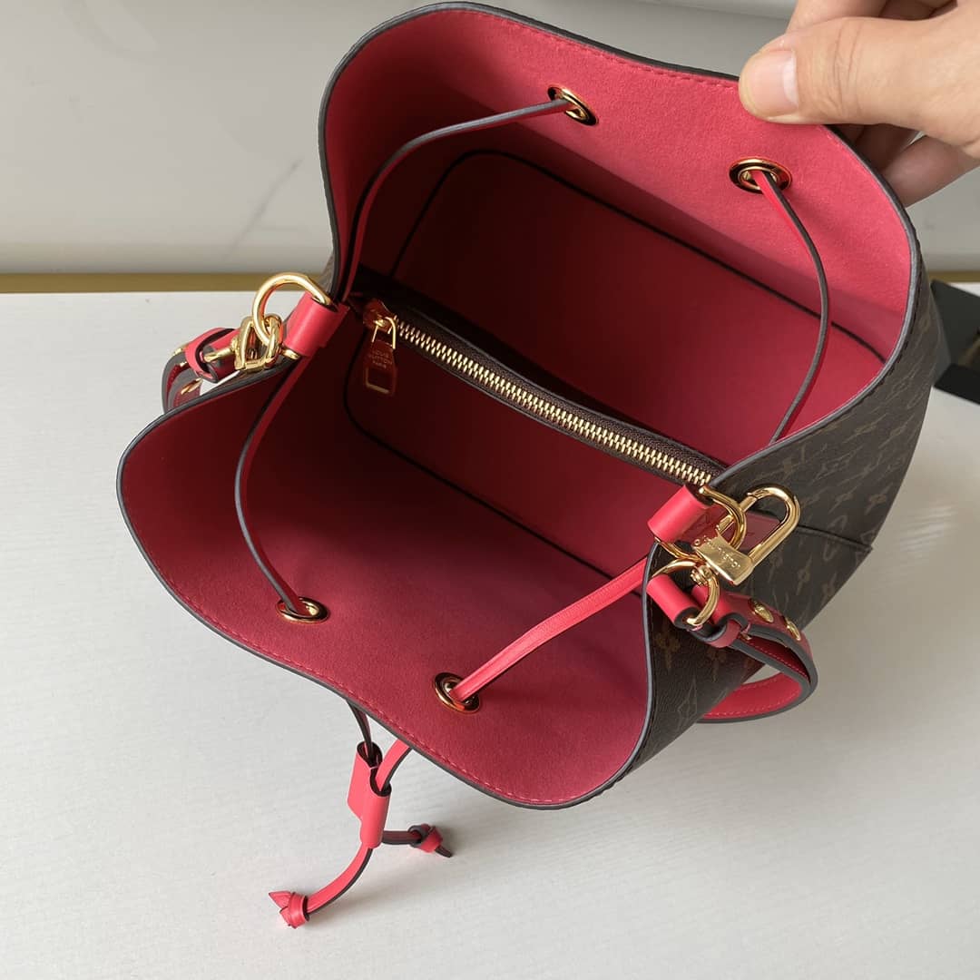 Louis Vuitton NeoNoe Monogram Canvas Replica Bucket Bag M43570