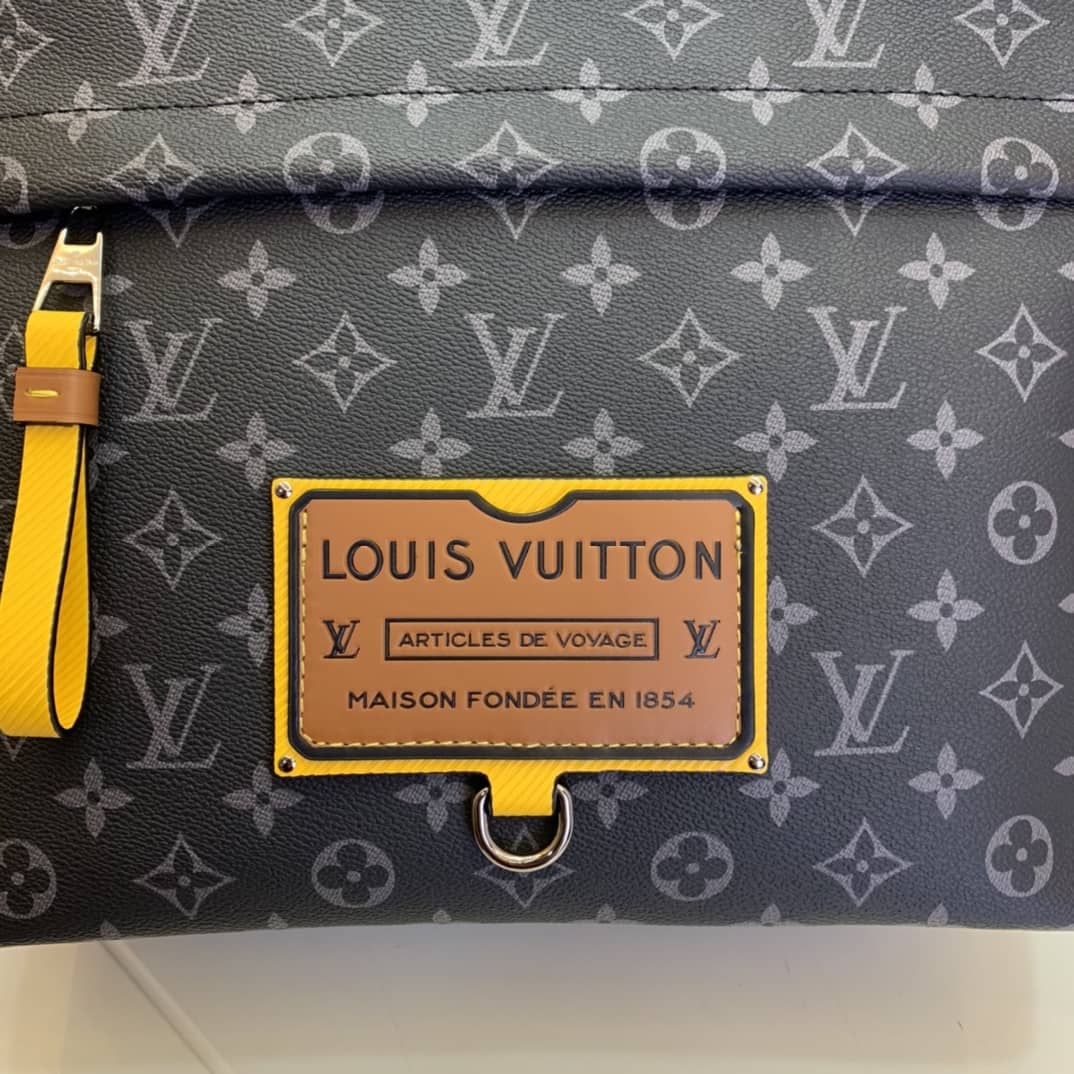 Louis Vuitton Besace Zippée Monogram MM Replica Bag Black M45214