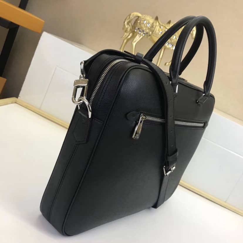 Louis Vuitton Taiga Porte Documents Business Replica M30643