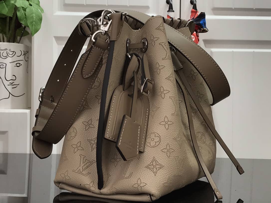 Louis Vuitton Mahina Muria Replica Handbag Gray M55801