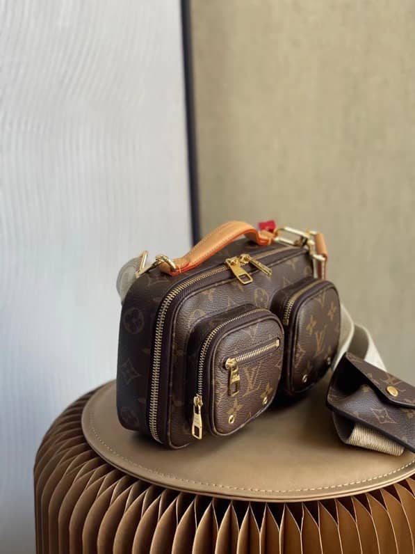 Best Replica Louis Vuitton Monogram Canvas Utility M80446 Replica Crossbody Bag(ColaReps)