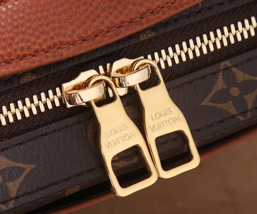 Louis Vuitton LVxNBA Handle Trunk Monogram M45785 Replica Shoulder Bag