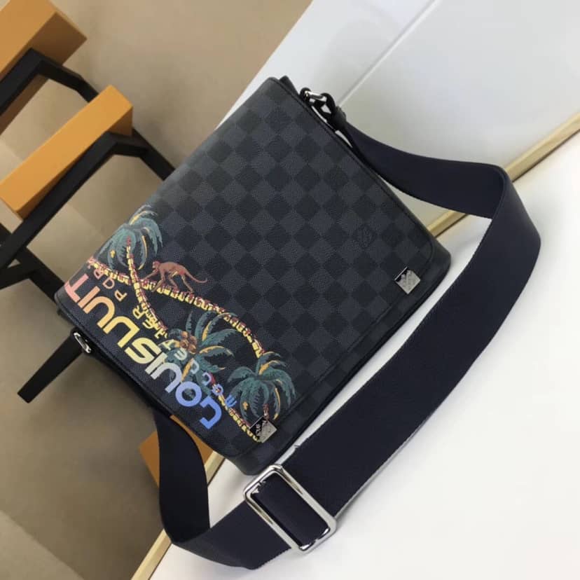 Louis Vuitton District PM Replica Crossbody Bag N50005