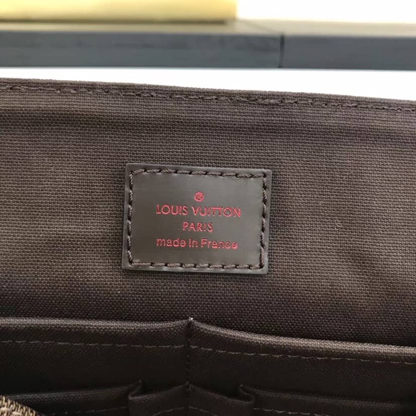 Louis Vuitton District MM Mens Genuine Leather Replica Shoulder Bag N41212