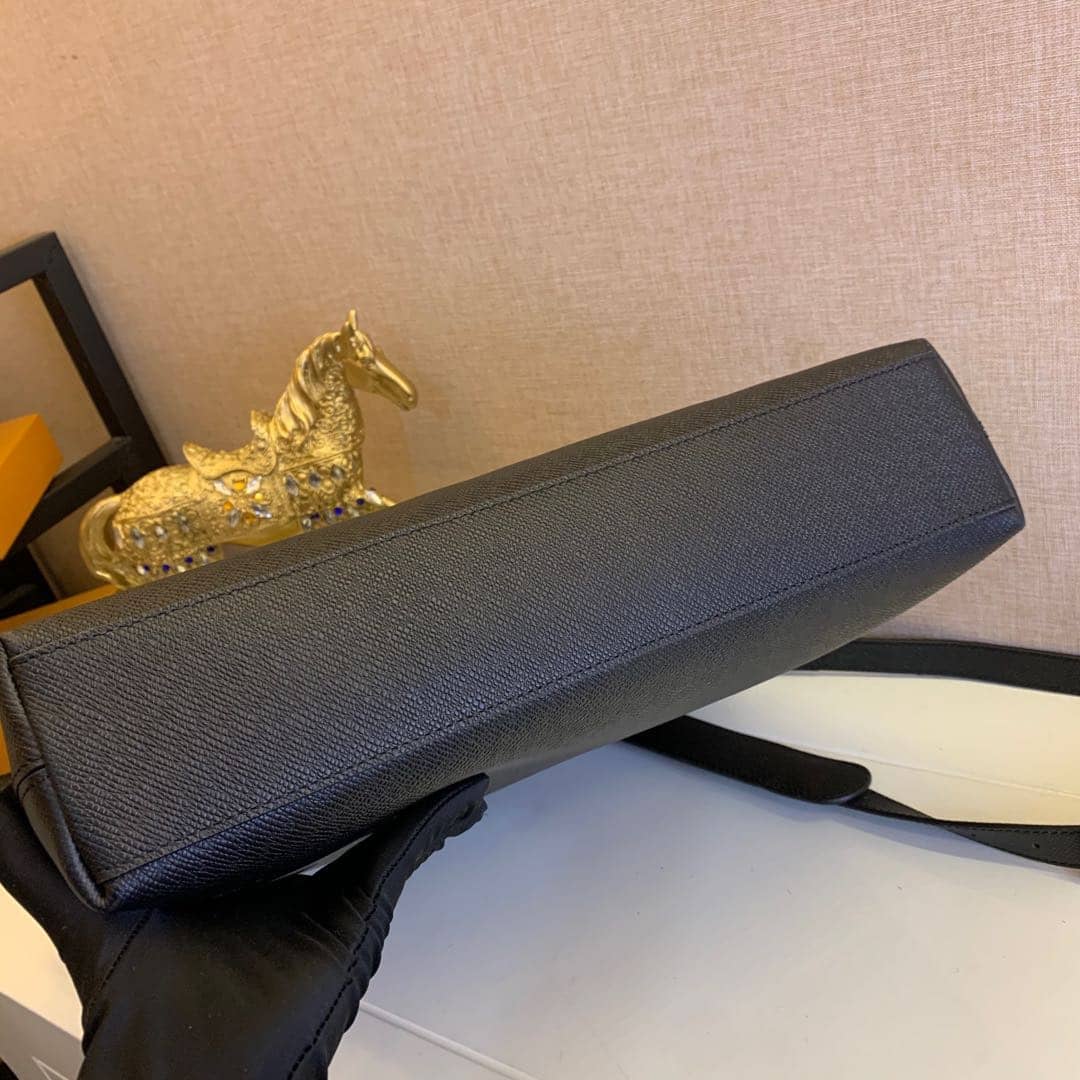 Louis Vuitton Taiga Anton Tote Replica M33433