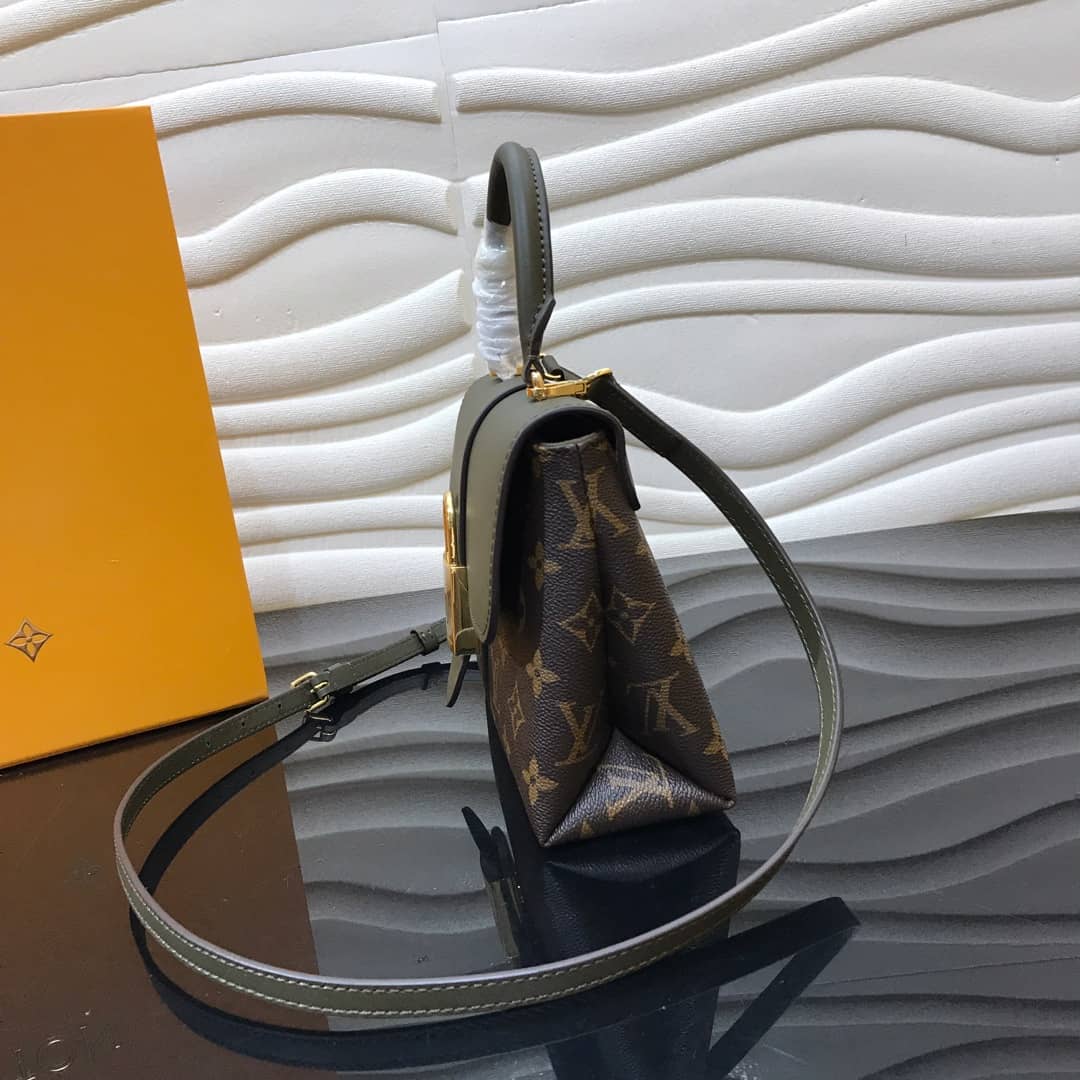 Louis Vuitton Locky BB 2way Replica Crossbody Bag M44797