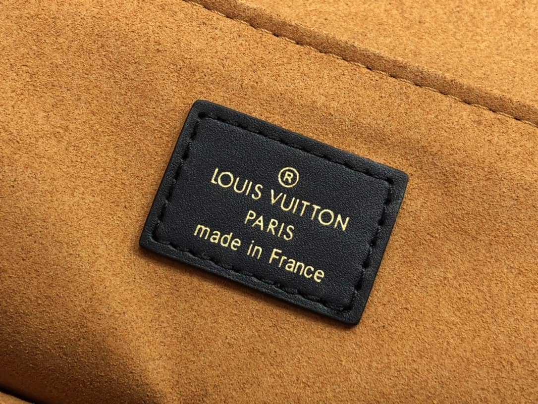 Louis Vuitton Beaubourg MM Bag Monogram Canvas Replica M43953