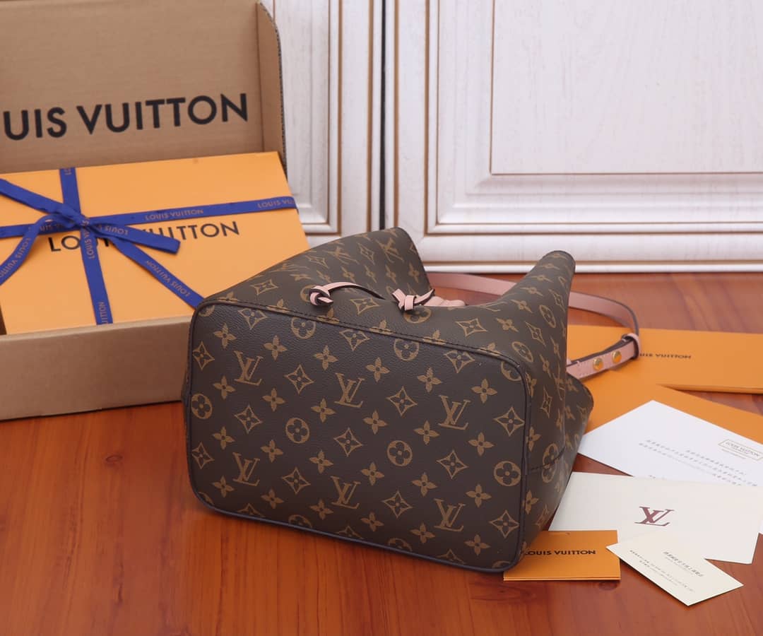 Louis Vuitton Neo Noe Monogram Replica Drawstring Bag Pink M44022
