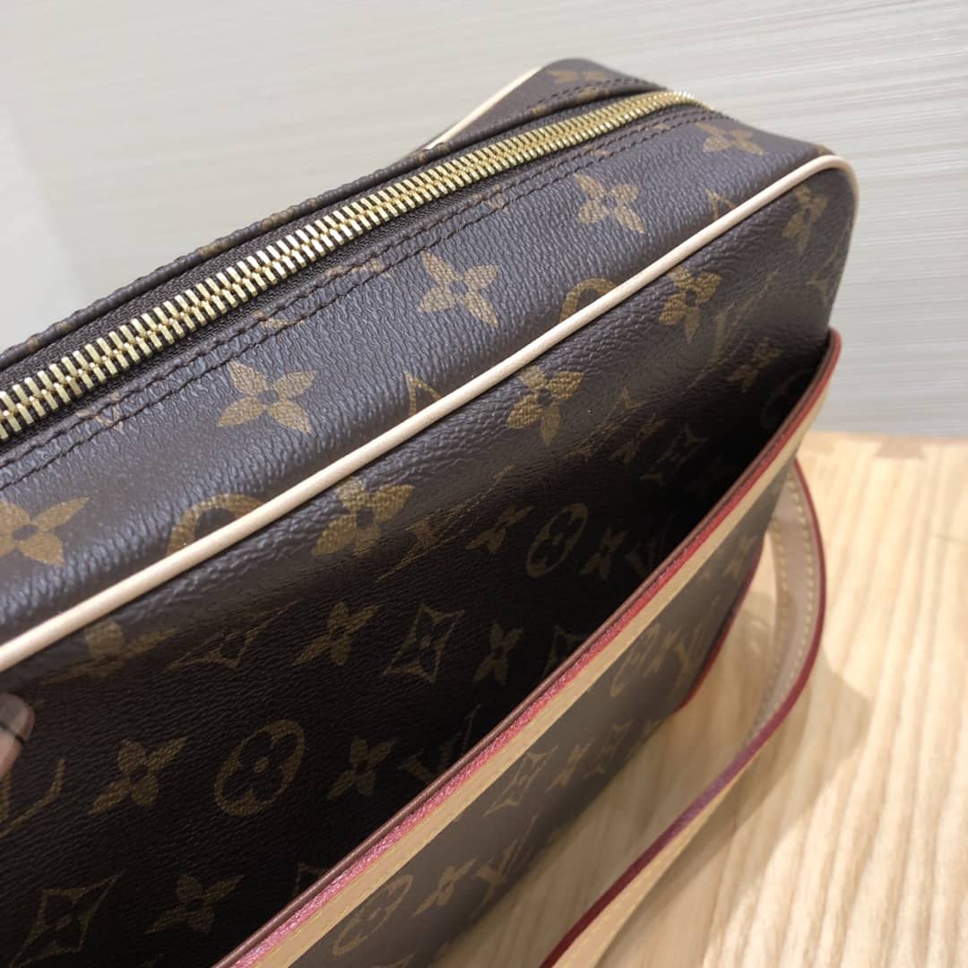 Louis Vuitton Monogram Canvas Trocadero Bag Replica M45398