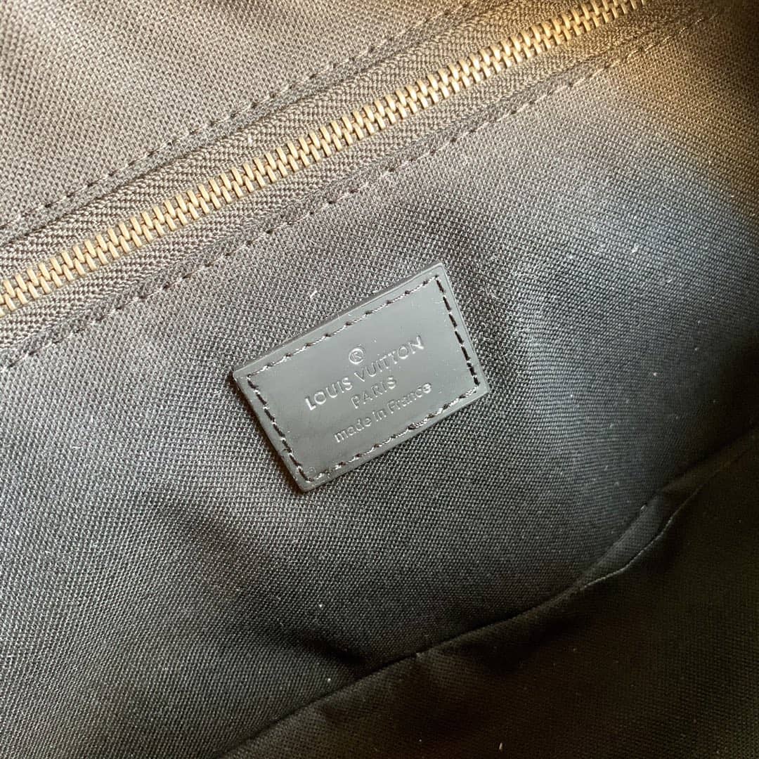 Louis Vuitton Monogram Canvas Toiletry Bag Replica Black M47527