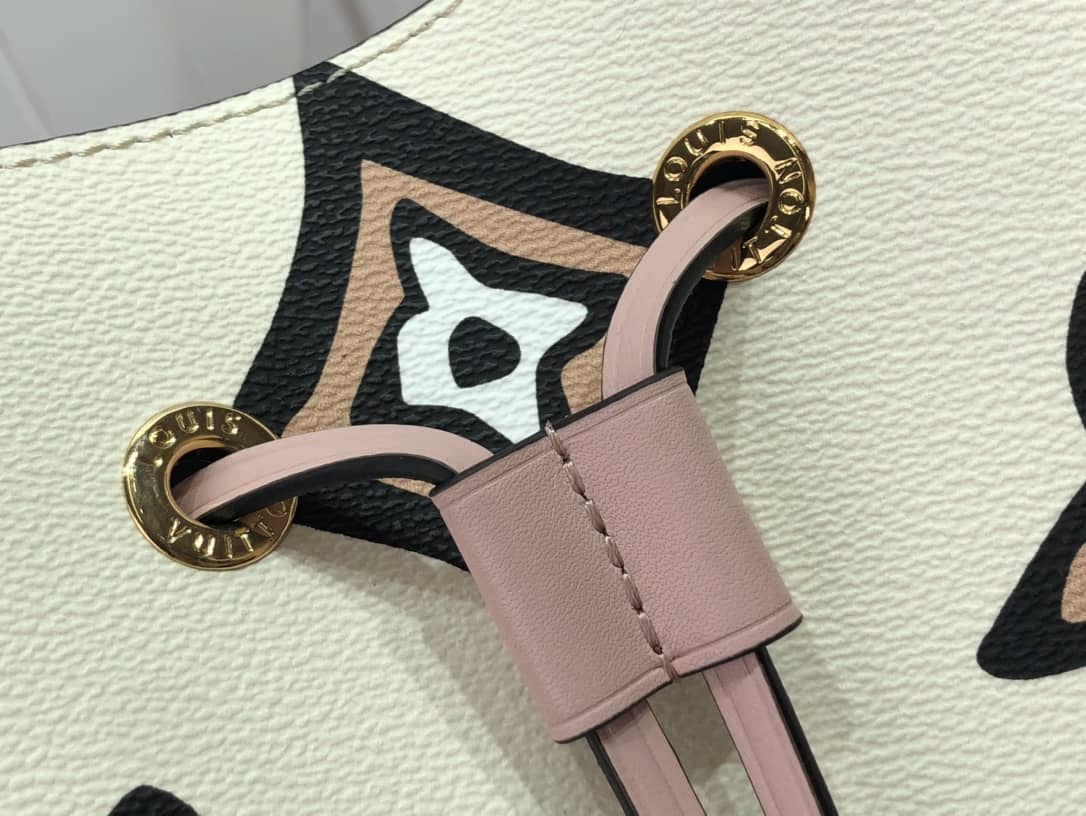 Louis Vuitton Neo Noe Monogram Casual Leather Replica Bag White M44679