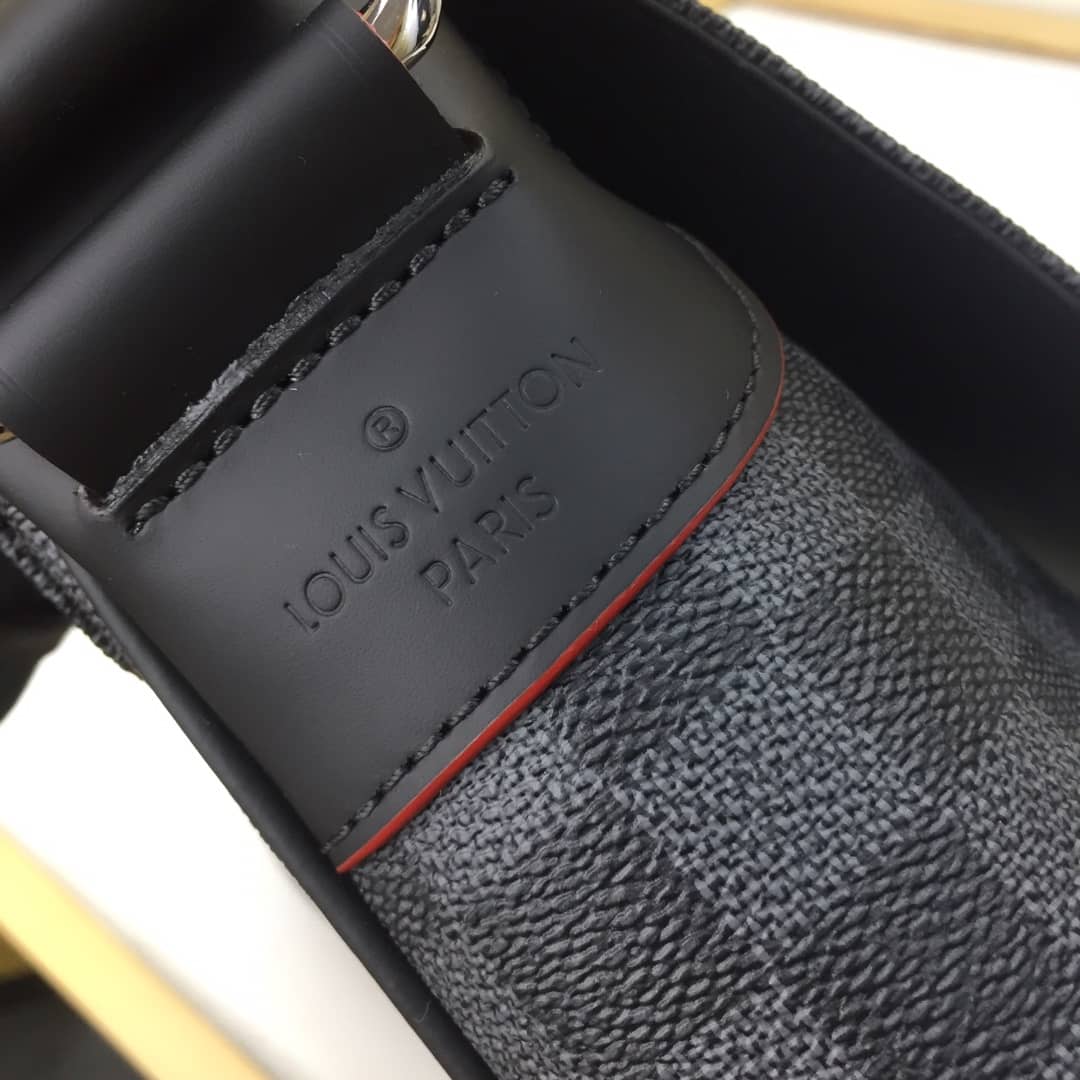 Louis Vuitton Damie Grafit Alps District PM Messenger Bag Replica N40040