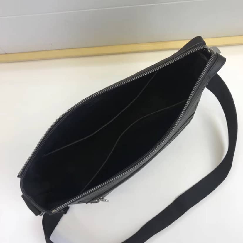 Louis Vuitton Odyssey Messenger PM Bag Replica Black M44223