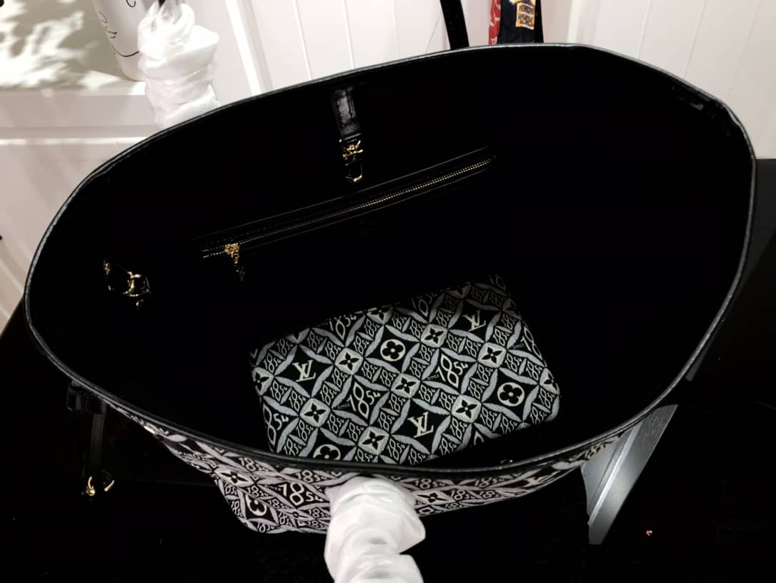 Louis Vuitton Monogram Jacquard Neverfull MM Tote Replica M57230
