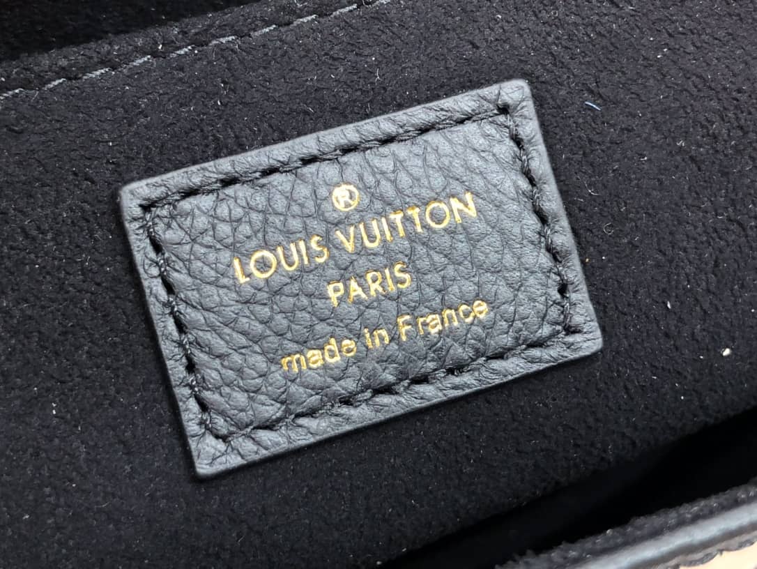 Louis Vuitton Favorite Monogram Empreinte Leather Replica Shoulder Bag Black M45836
