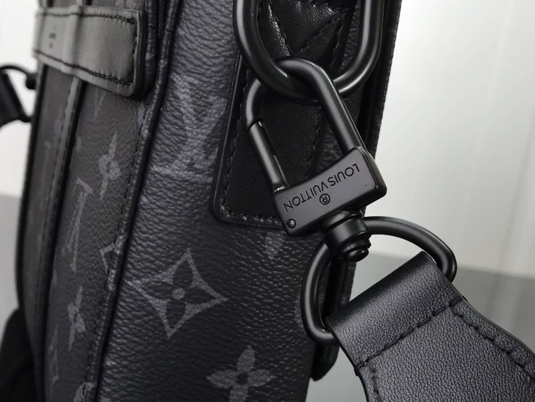Louis Vuitton Monogram Eclipse Coated Canvas Trunk Messenger Bag Replica M45727
