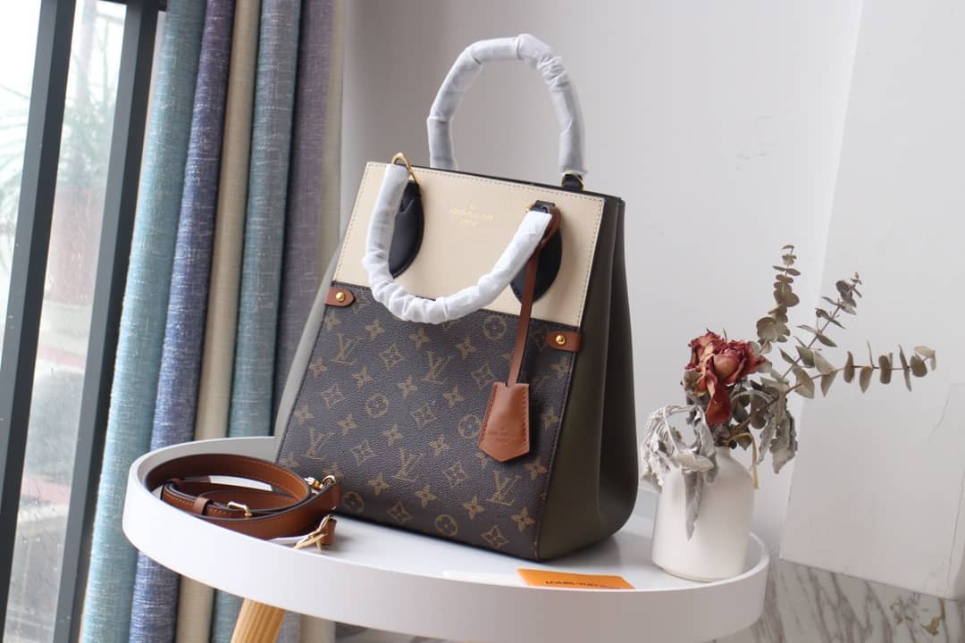 Louis Vuitton Monogram Fold MM 2way Tote Replica White M45409