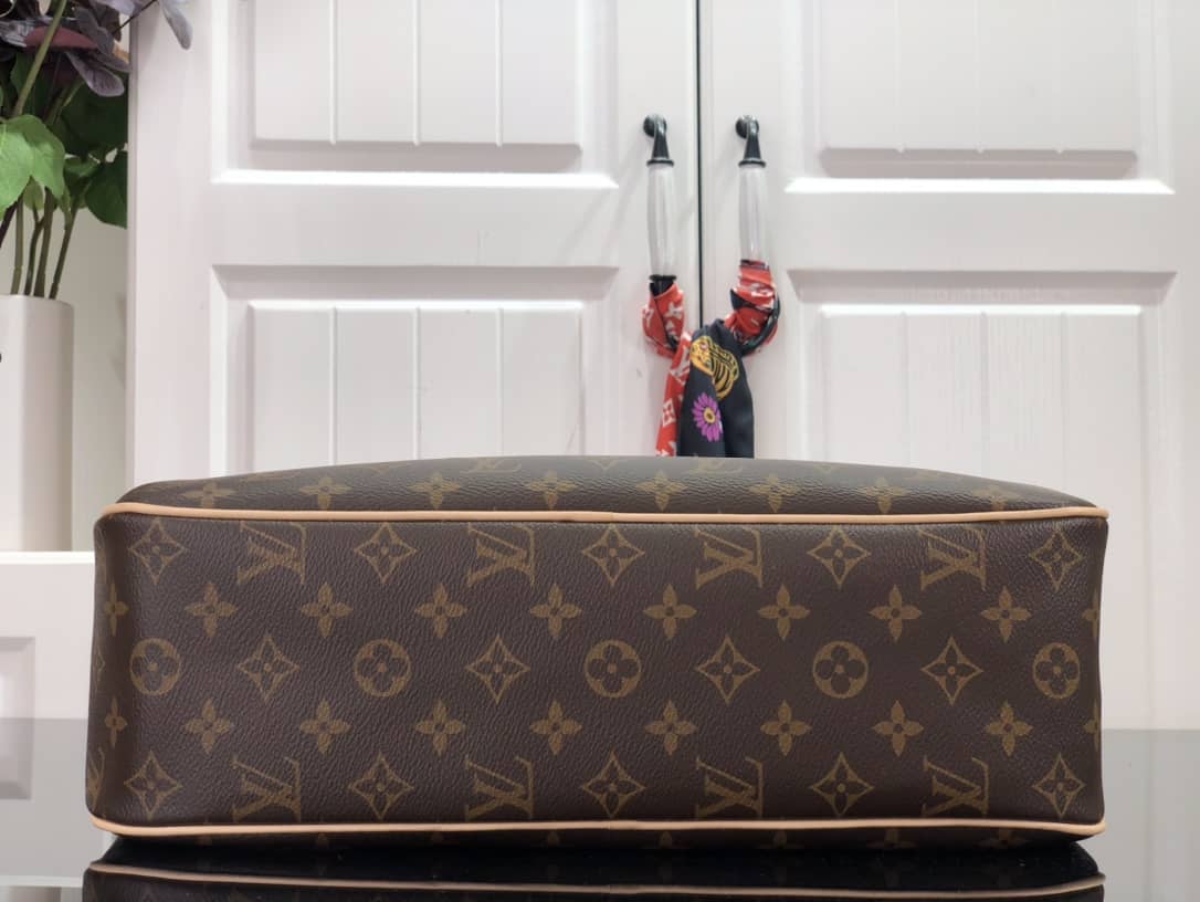 Louis Vuitton Cite MM Monogram Canvas Replica Shoulder Bag M51181