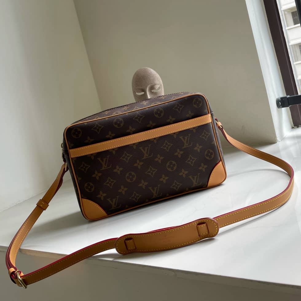 Louis Vuitton Monogram Trocadero 30 M51272 Replica Camera Bag