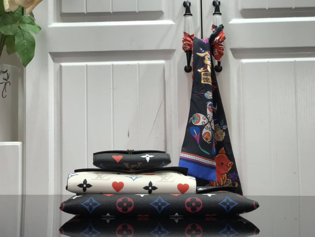 Cheap LV Envelope Clutch Bag From China UK